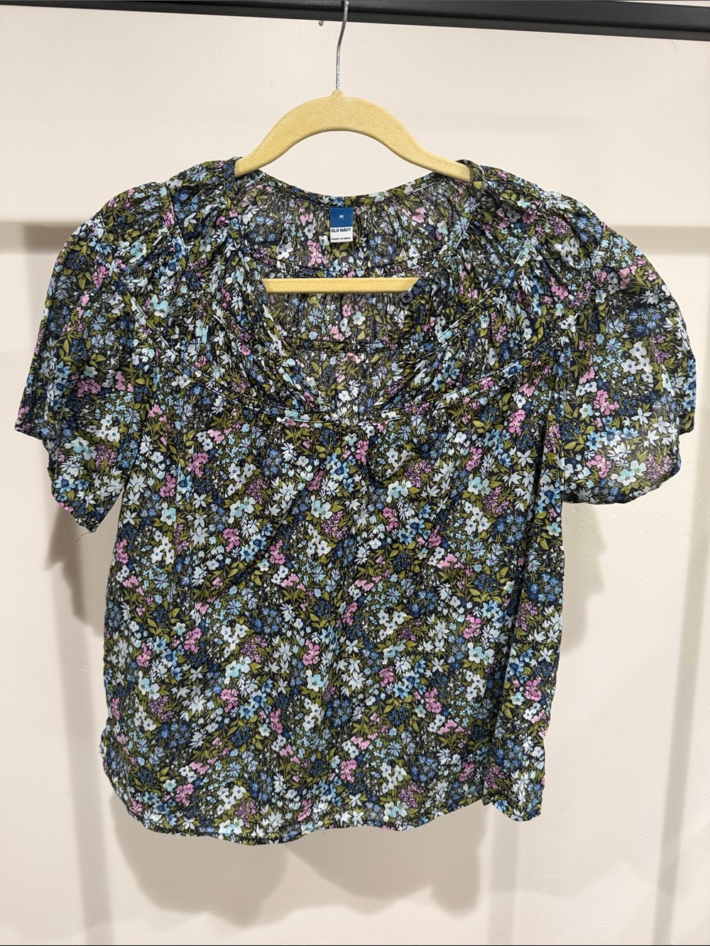 Old Navy Olive Floral Puff-Sleeve Blouse